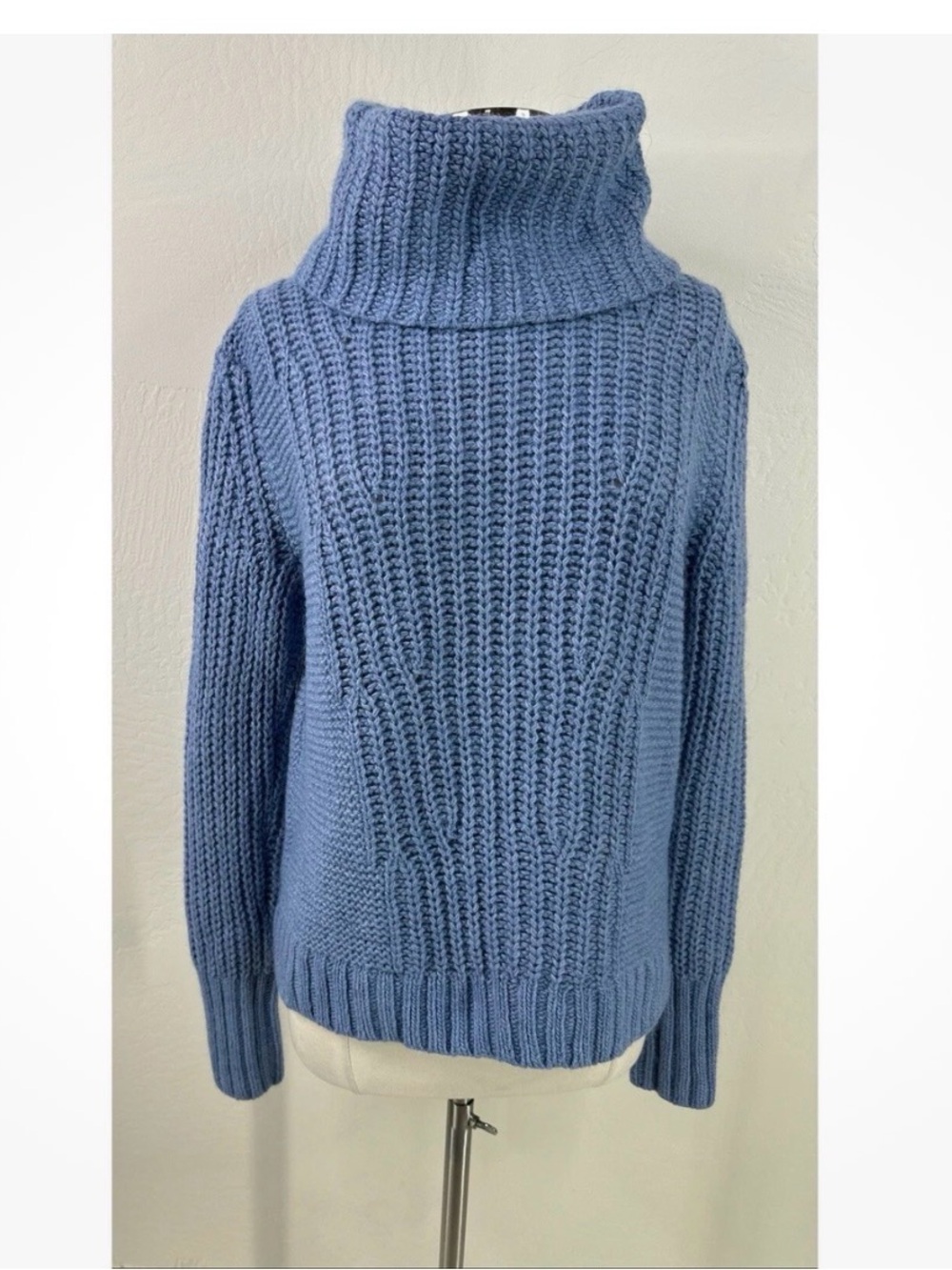 Banana Republic Light Blue Chunky Turtleneck Sweater
